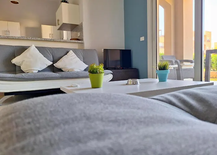 Waterside E 1-bedroom Ground Floor Sleeps 4 Persons Appartamento