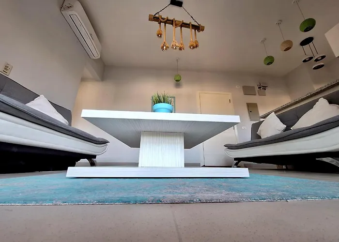 Appartamento Waterside E 1-bedroom Ground Floor Sleeps 4 Persons